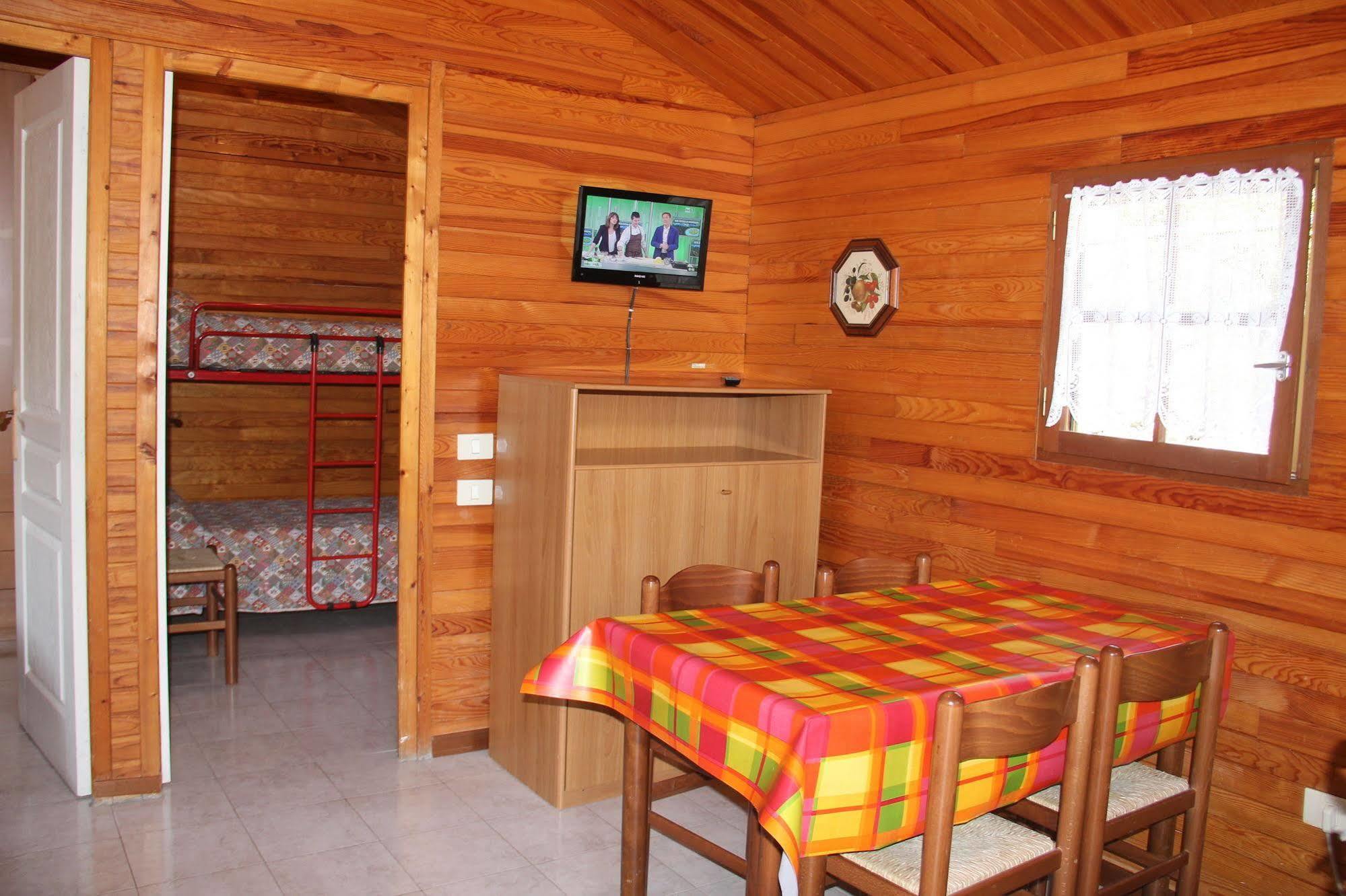 Caravelle Camping Village Ceriale Exterior foto